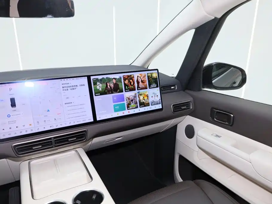 Li Auto Li MEGA — миниатюра 27