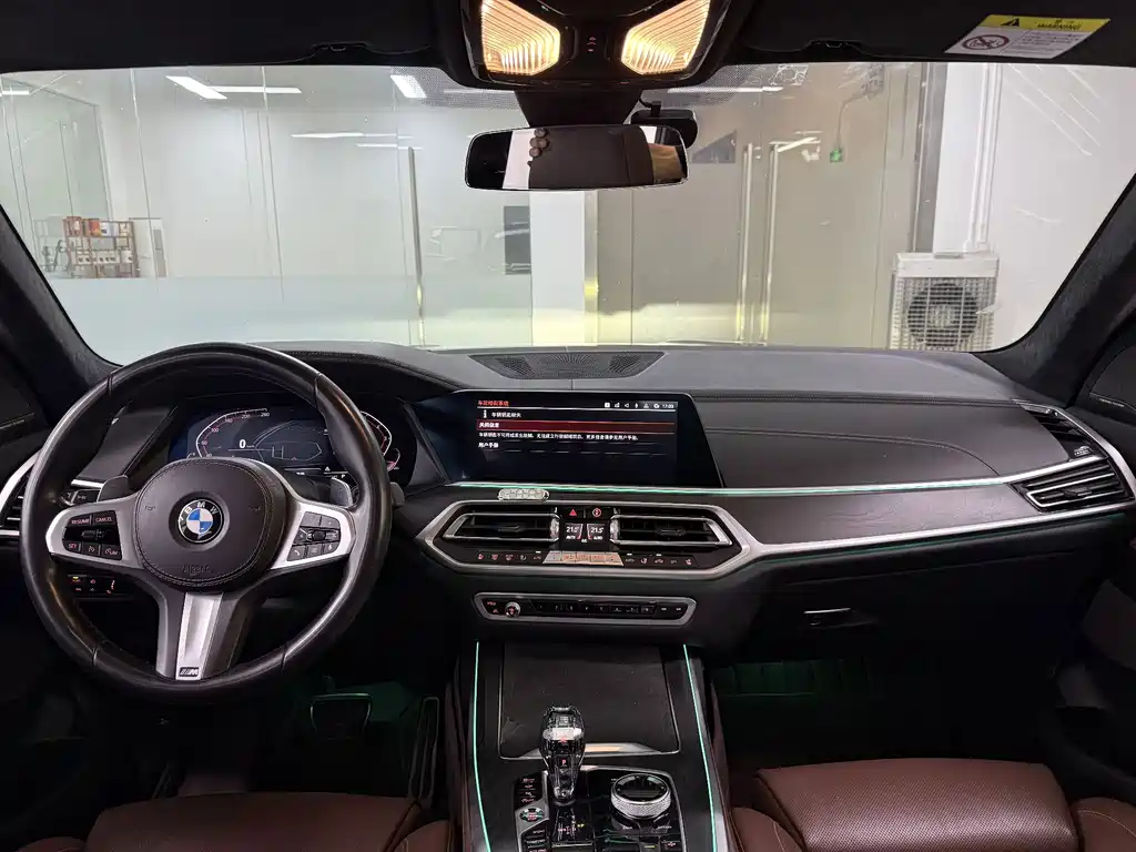 BMW X7 — миниатюра 16