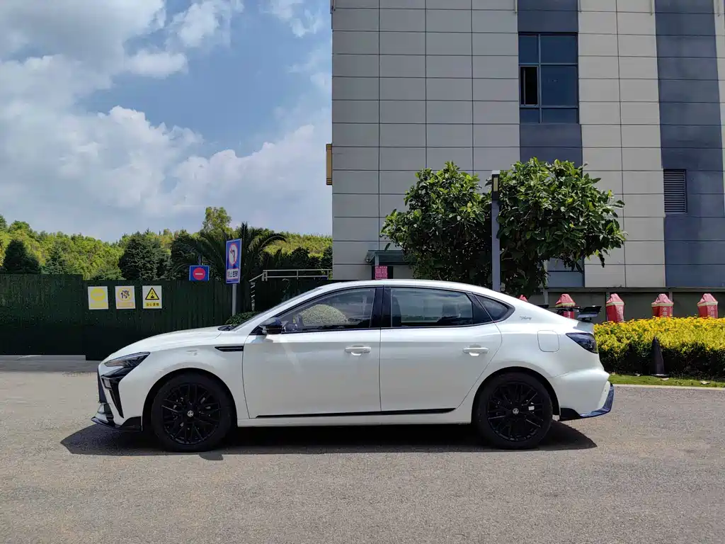 MG 6 2025 1.5T XLINE