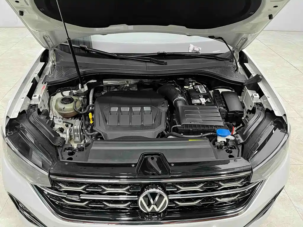 Volkswagen X — миниатюра 26