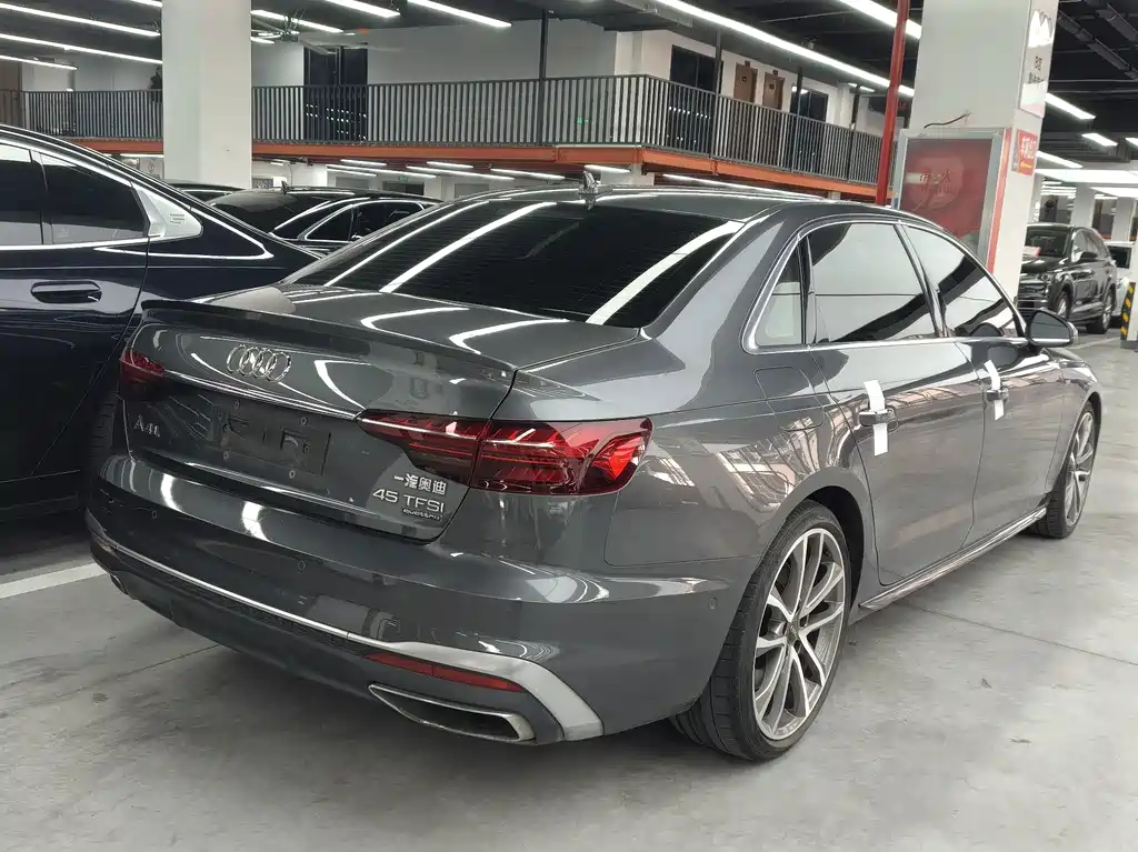 Audi A4L — миниатюра 13
