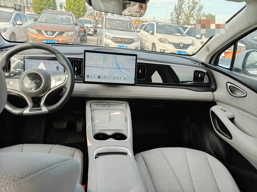 BYD Sealion 05 EV — миниатюра 4
