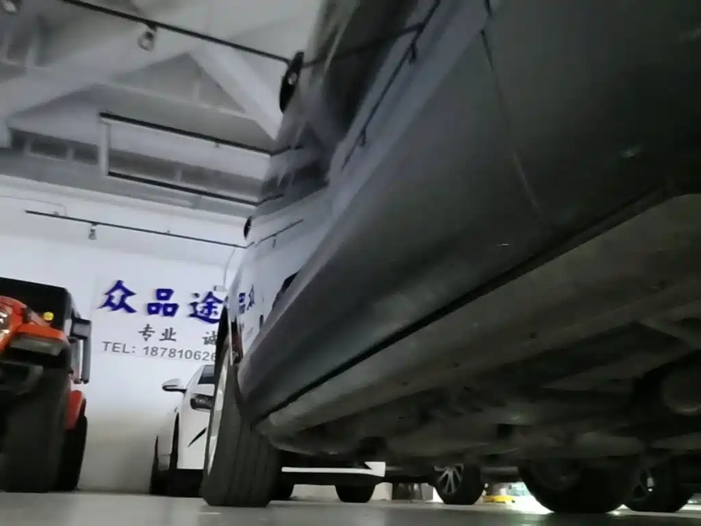 Land Rover Sport PHEV — миниатюра 21