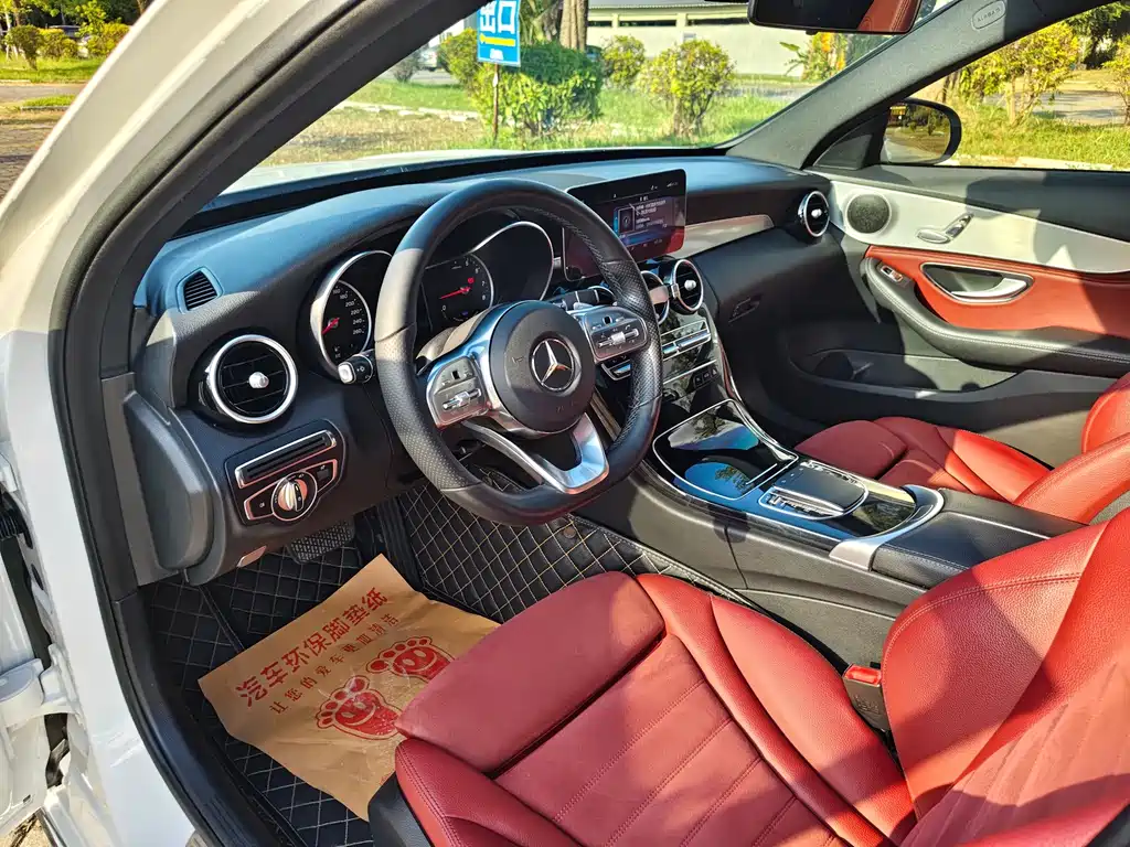 Mercedes-Benz C-Class — миниатюра 8