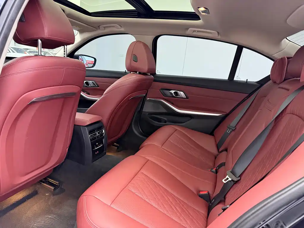 BMW 3 Series — миниатюра 11