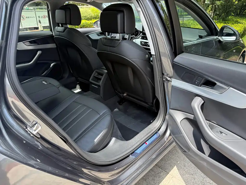 Audi A4L — миниатюра 43
