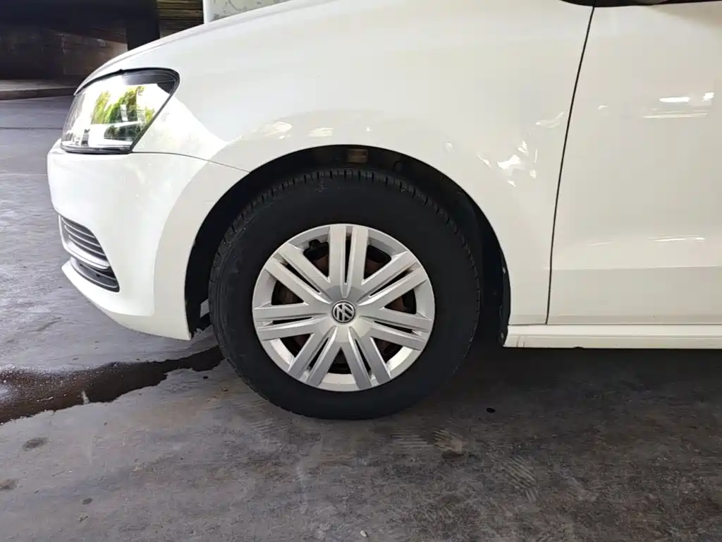 Volkswagen Polo — миниатюра 23