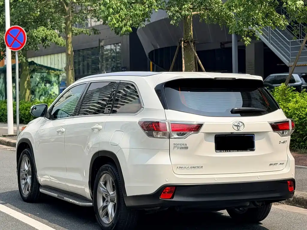 Toyota Highlander — миниатюра 14
