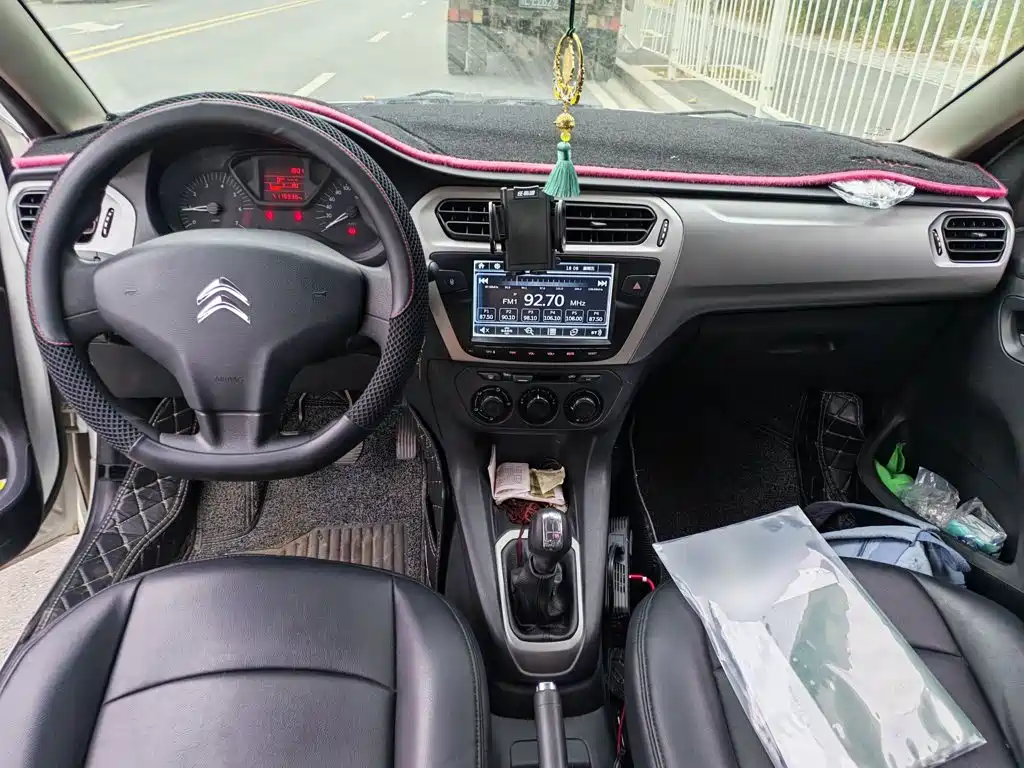 Citroen Elysee — миниатюра 10