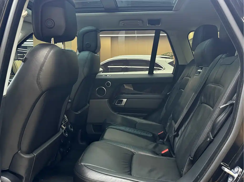 Land Rover Range Rover — миниатюра 11