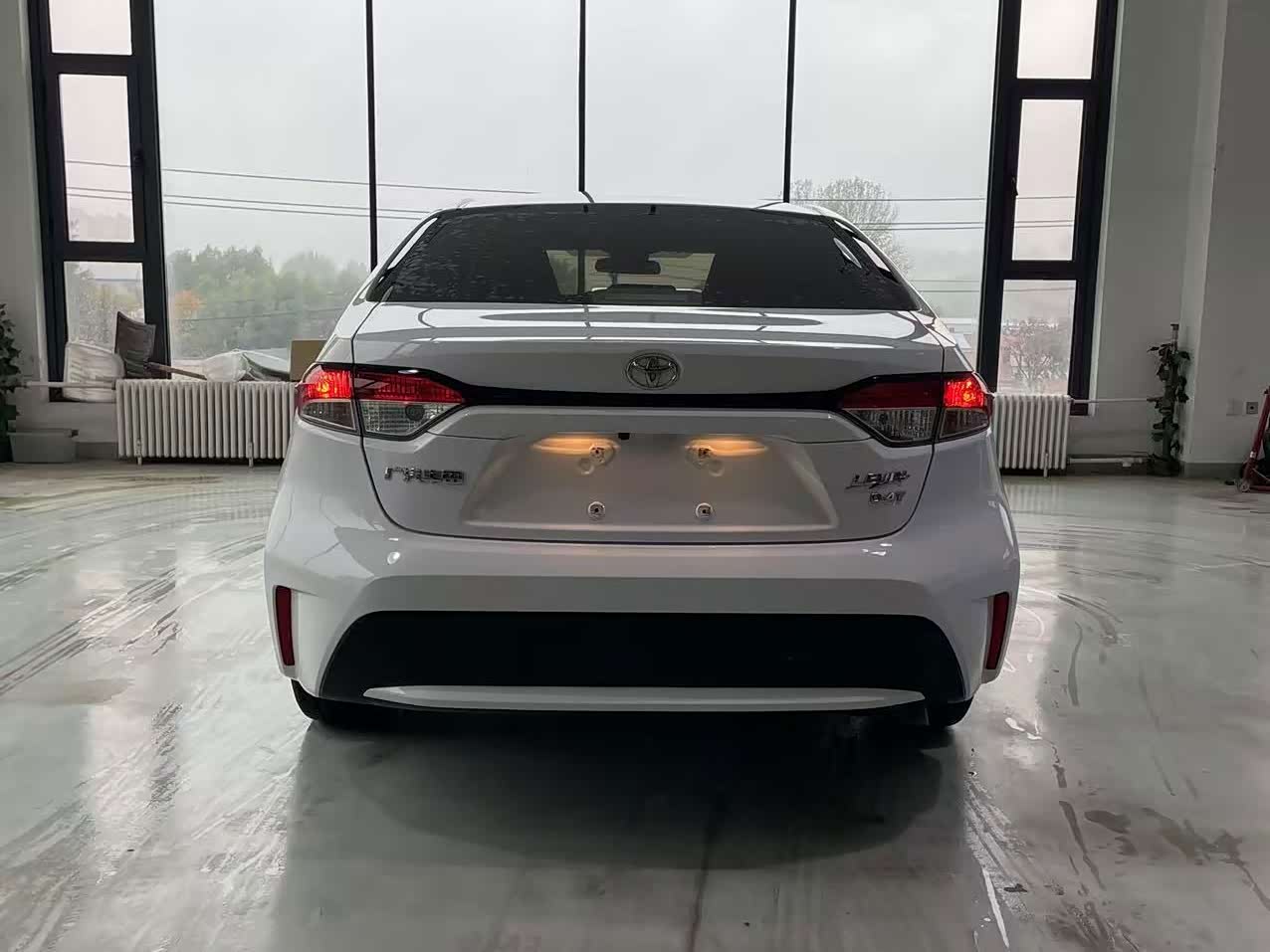 Toyota Levin 1.2 л 2023 г. Белый, пробег 12800 км