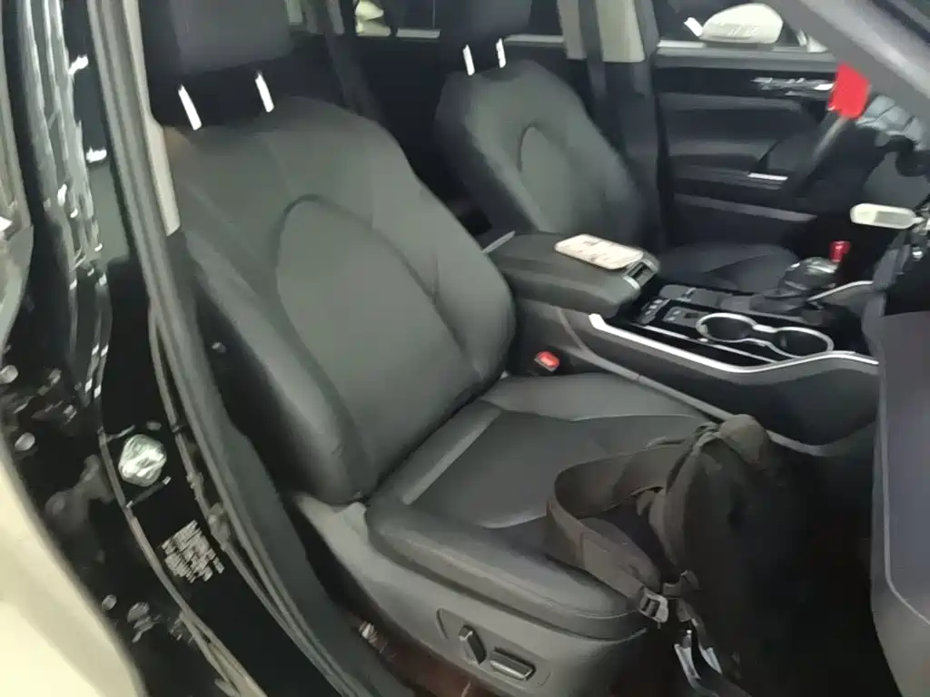 Toyota Highlander — миниатюра 25