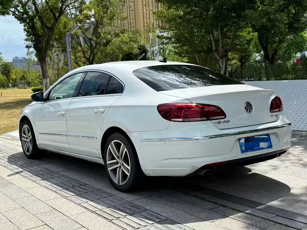 Volkswagen CC — миниатюра 10