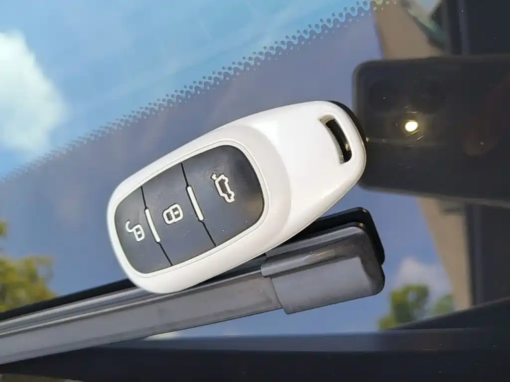 Li Auto Li ONE — миниатюра 9