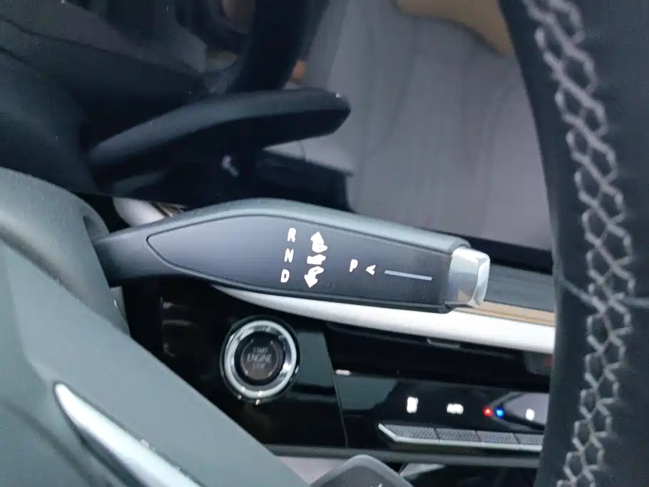 Buick Envision Plus — миниатюра 16