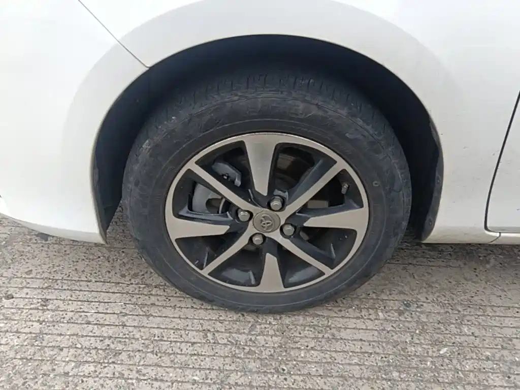 Toyota Yaris L — миниатюра 23