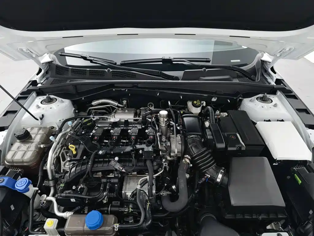 Changan Eado — миниатюра 6