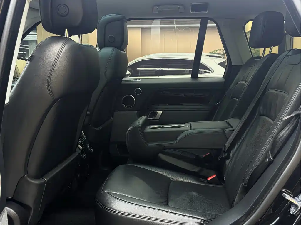 Land Rover Range Rover — миниатюра 12
