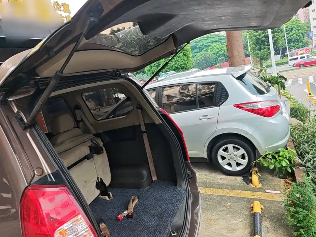 Wuling Hongguang — миниатюра 19