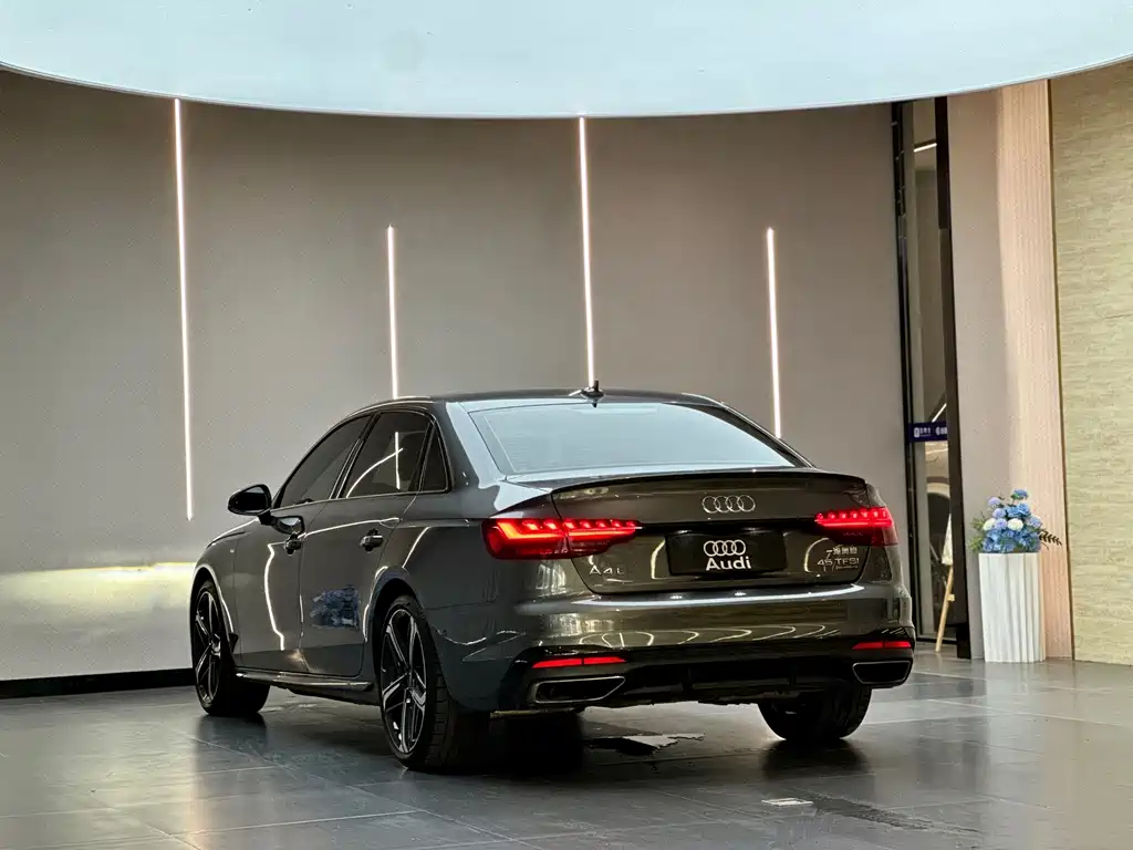 Audi A4L — миниатюра 10