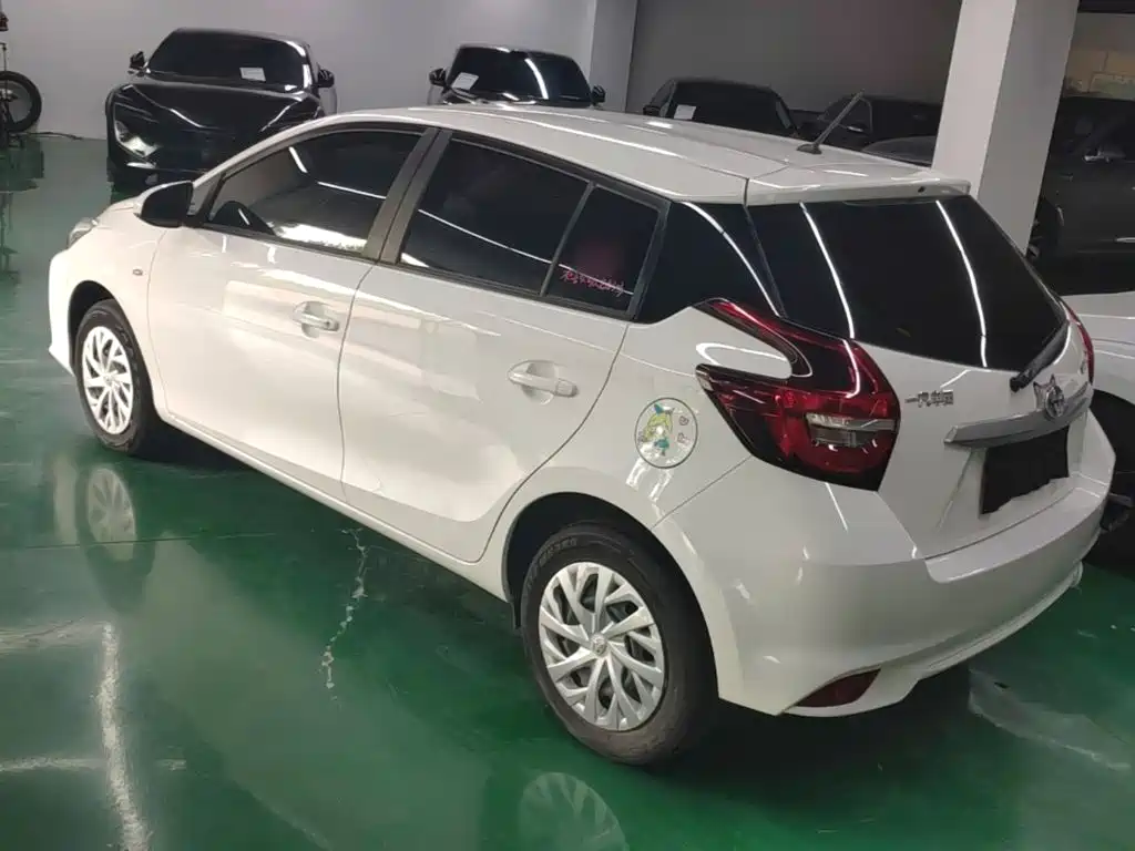 Toyota Vios FS — миниатюра 5