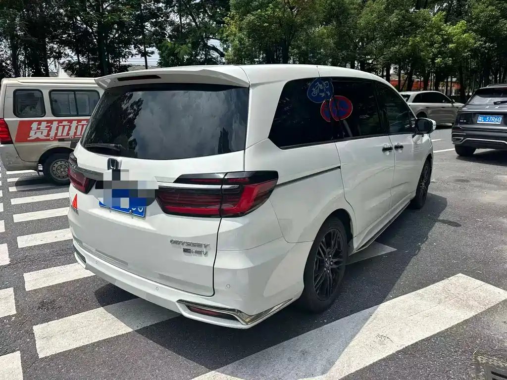 Honda Odyssey — миниатюра 7