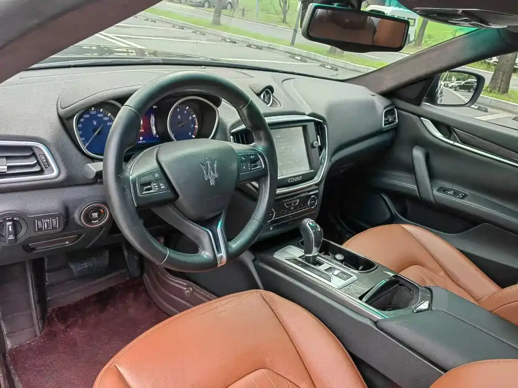 Maserati Ghibli — миниатюра 4