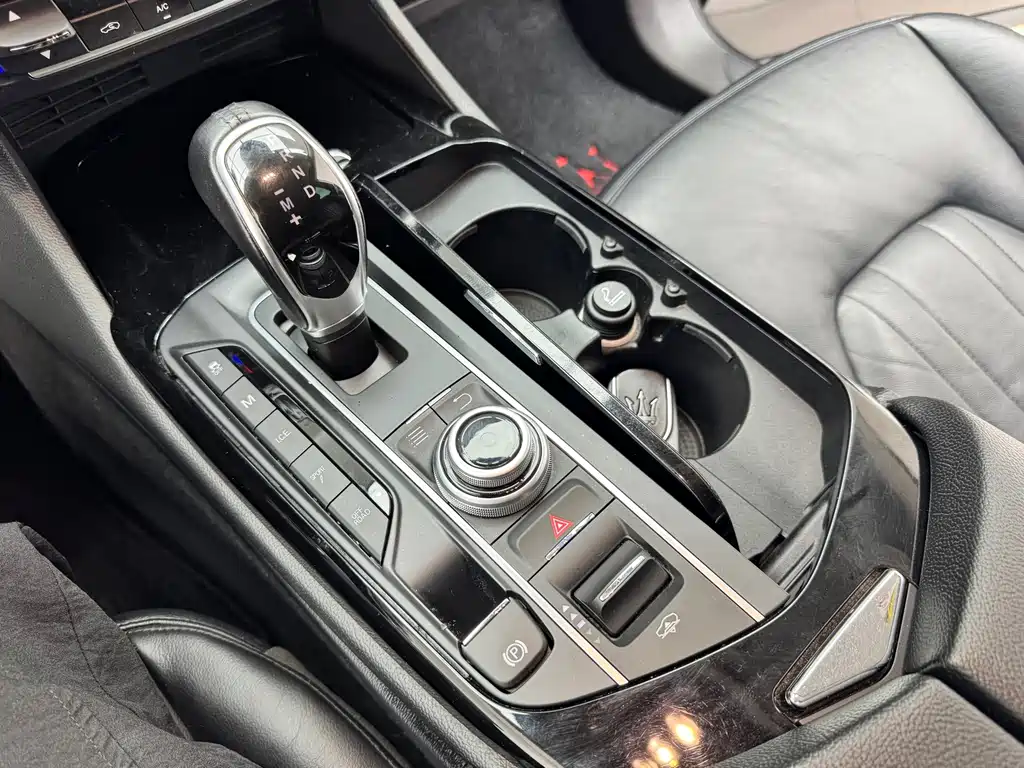 Maserati Levante — миниатюра 13