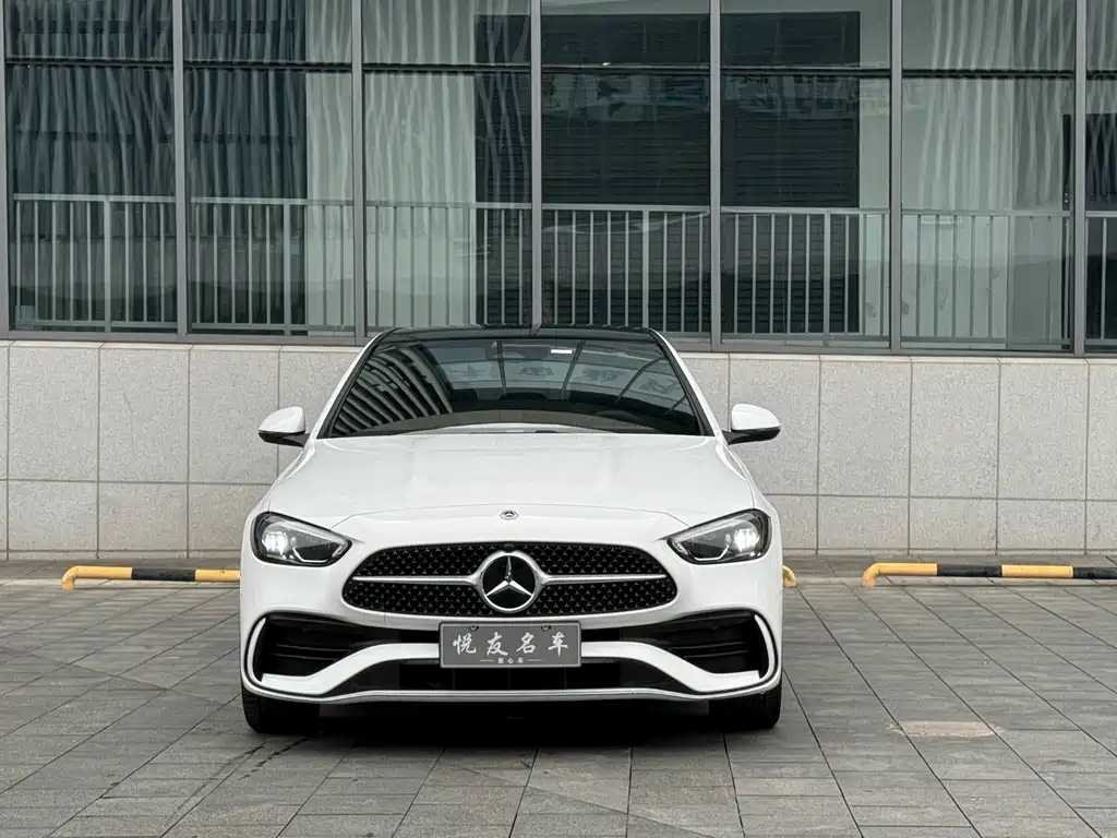 Mercedes-Benz C-Class — миниатюра 2