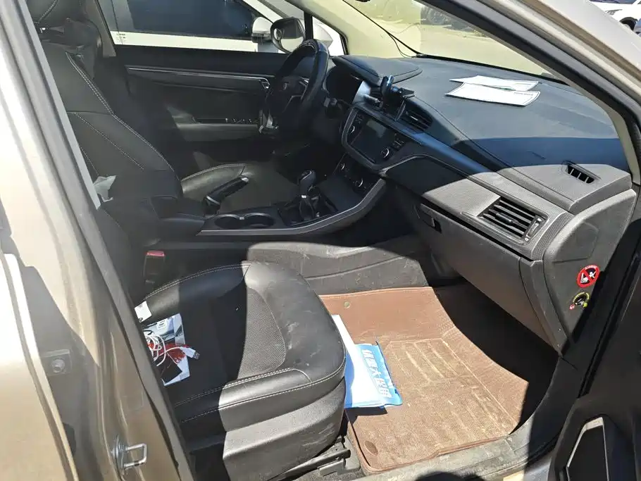 Geely Emgrand GS — миниатюра 8
