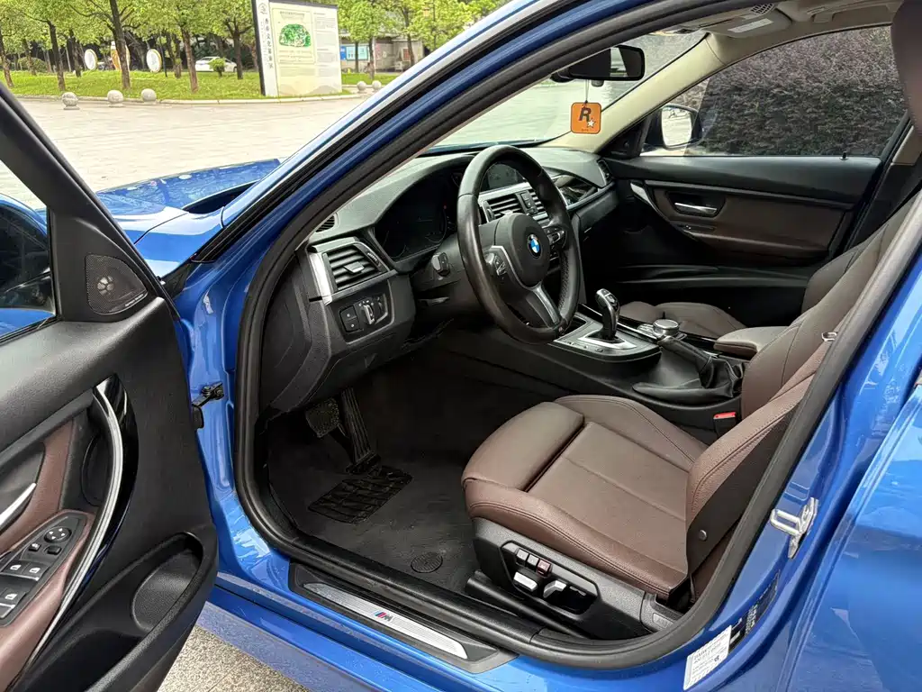 BMW 3 Series — миниатюра 5