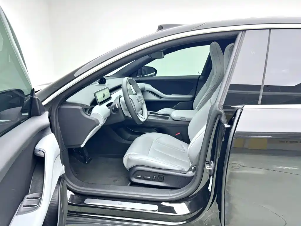 NIO ET5T — миниатюра 12