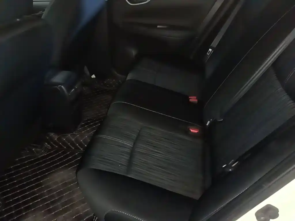 Nissan Sylphy — миниатюра 17