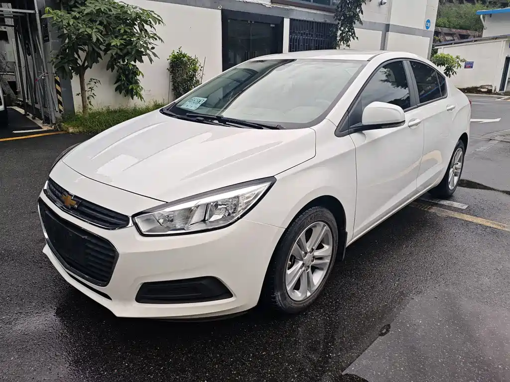 2015 Chevrolet Cruze - zdjęcie 1 z 16