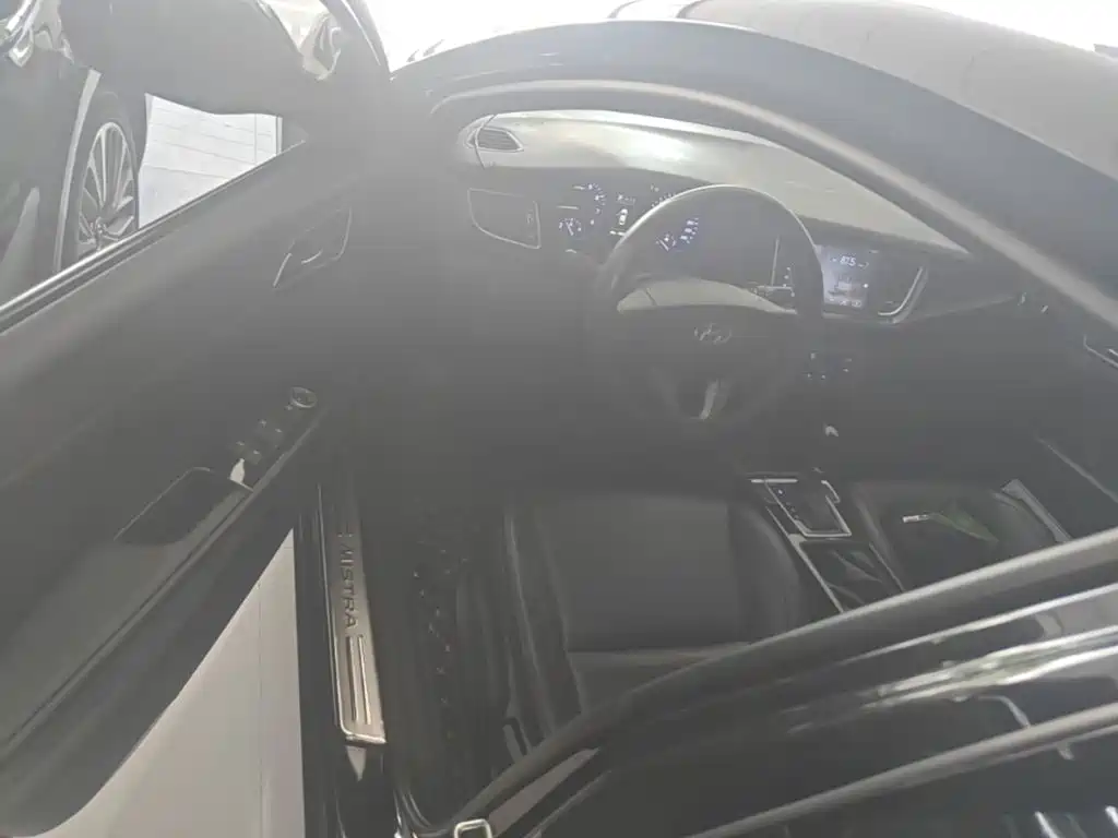 Hyundai Mistra — миниатюра 16