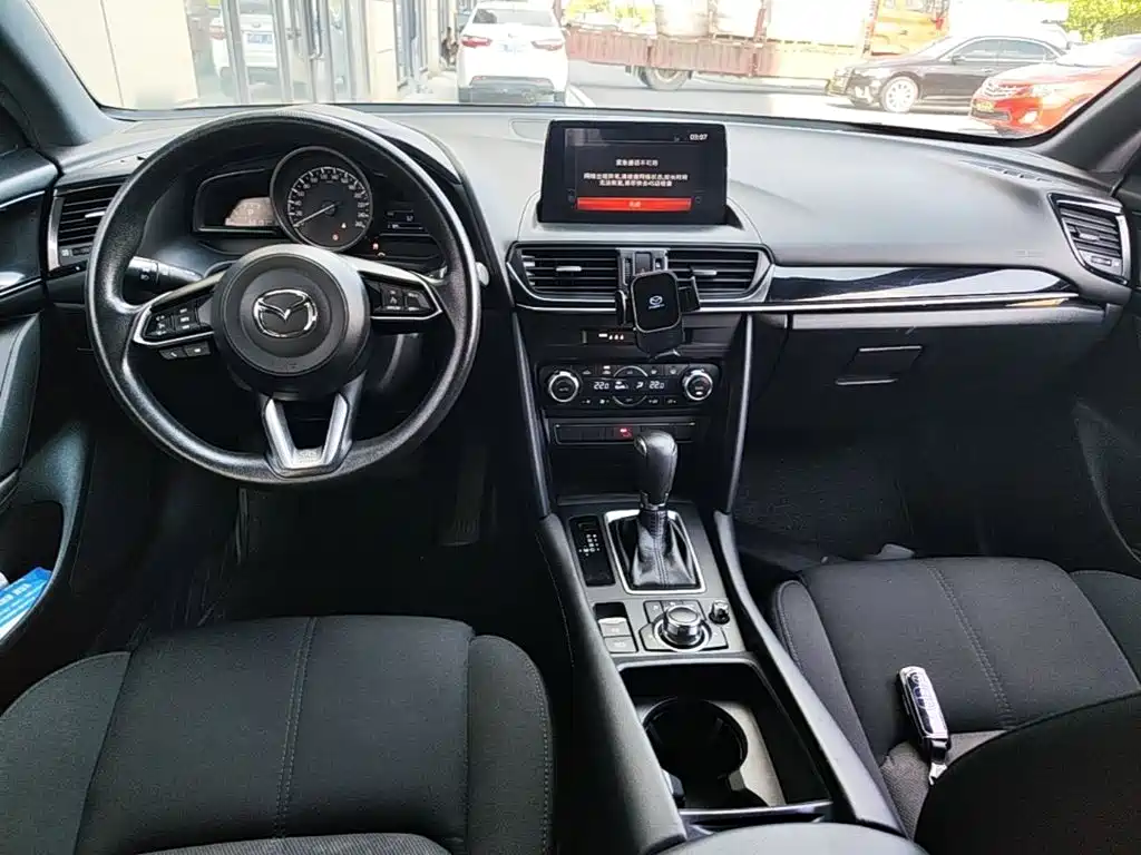 Mazda CX-4 — миниатюра 10