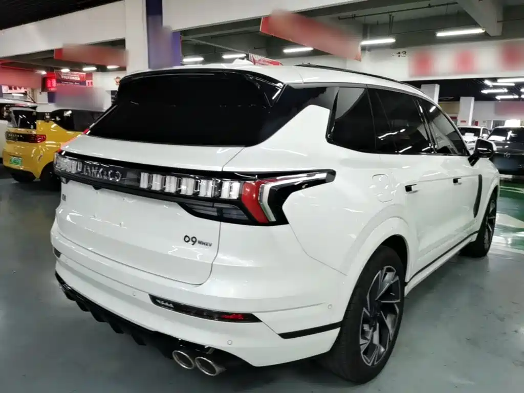 Lynk & Co 09 — миниатюра 7