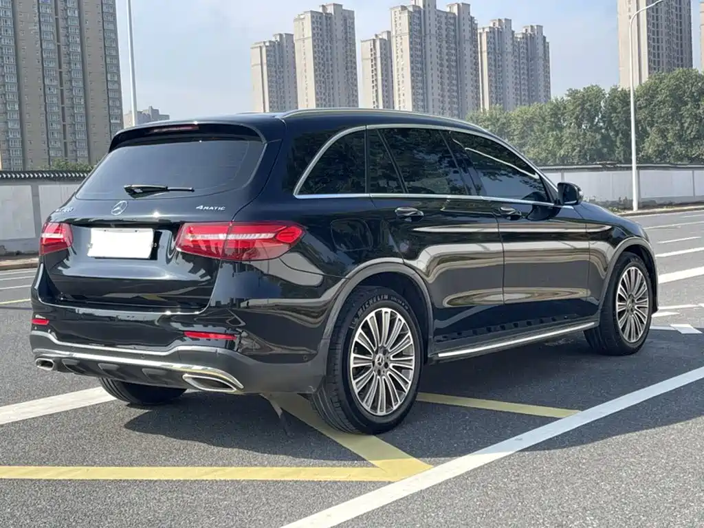 Mercedes-Benz GLC — миниатюра 12