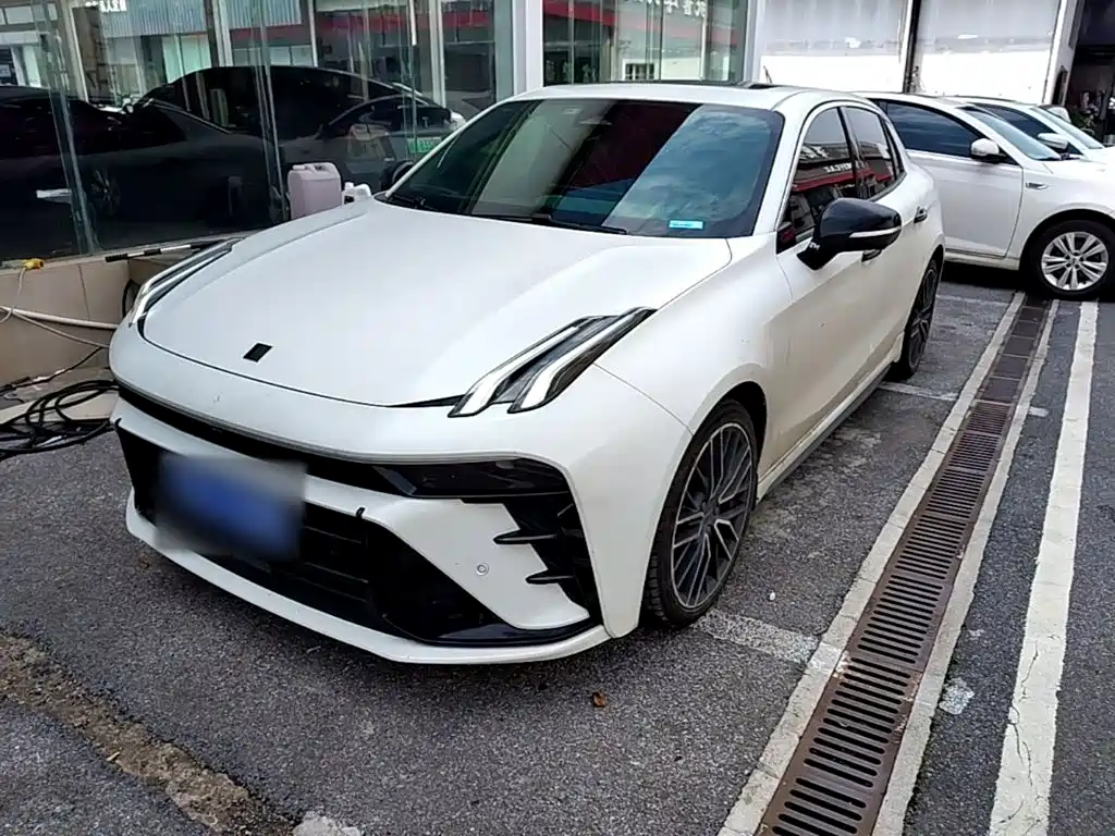 Lynk & Co 03 — миниатюра 2