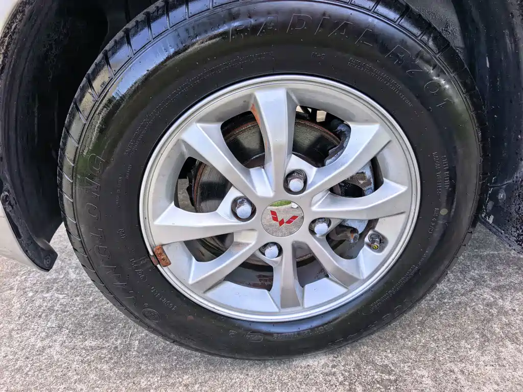Wuling Hongguang V — миниатюра 16