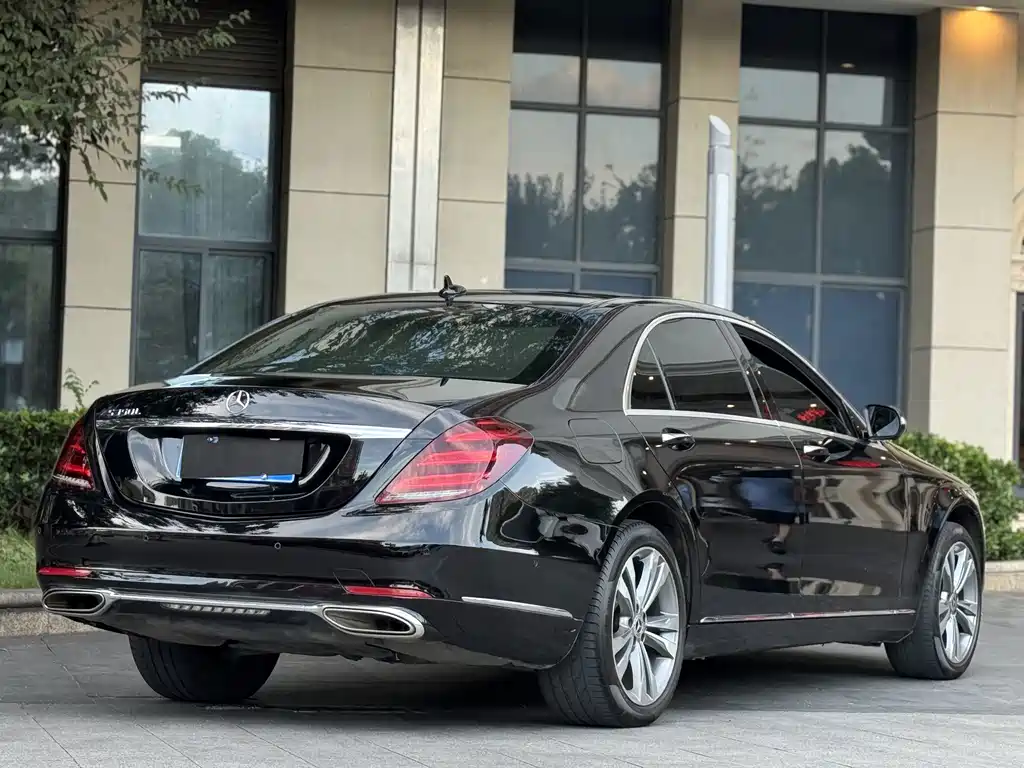 Mercedes-Benz S-Class — миниатюра 7
