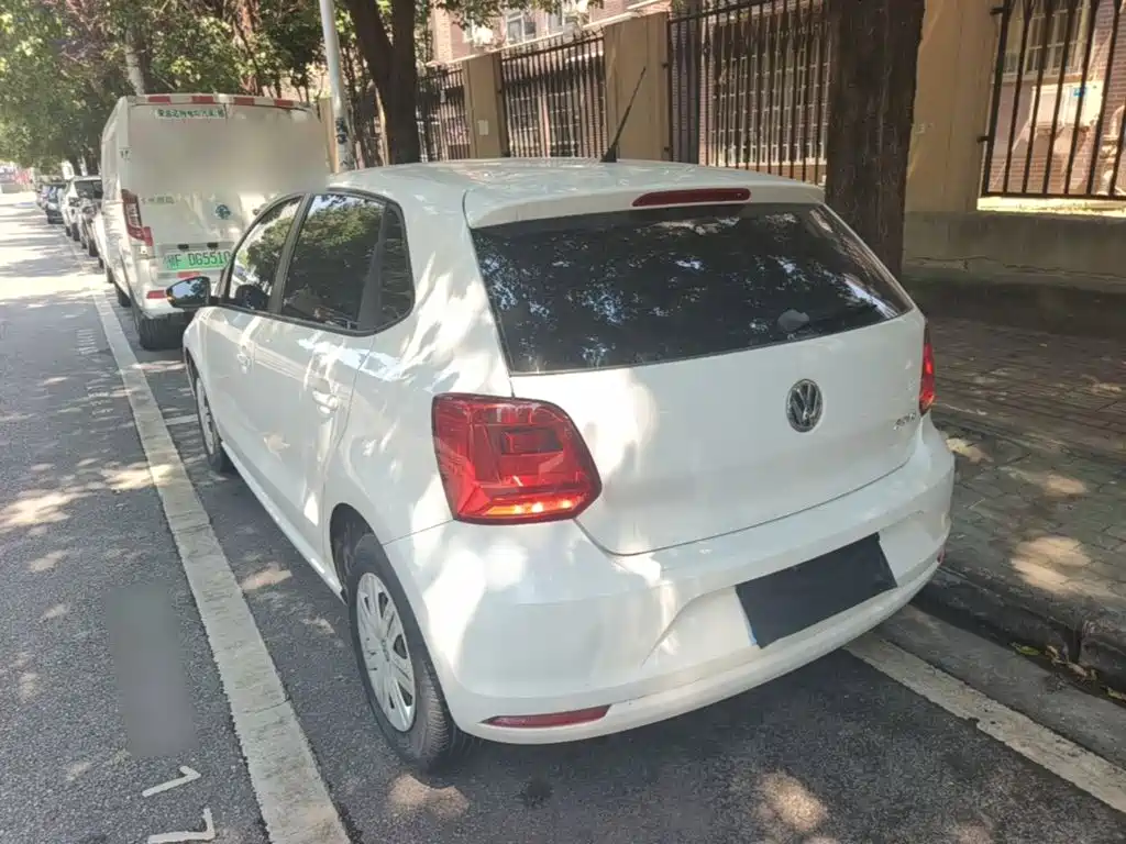 Volkswagen Polo — миниатюра 5