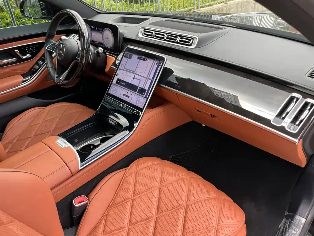 Mercedes-Benz S-Class — миниатюра 21
