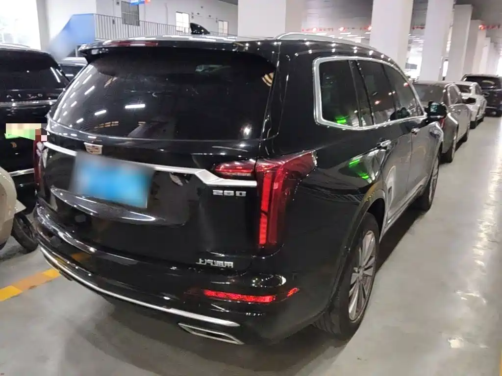 Cadillac XT6 — миниатюра 7