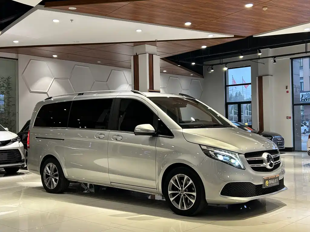 Mercedes-Benz V-Class — миниатюра 4