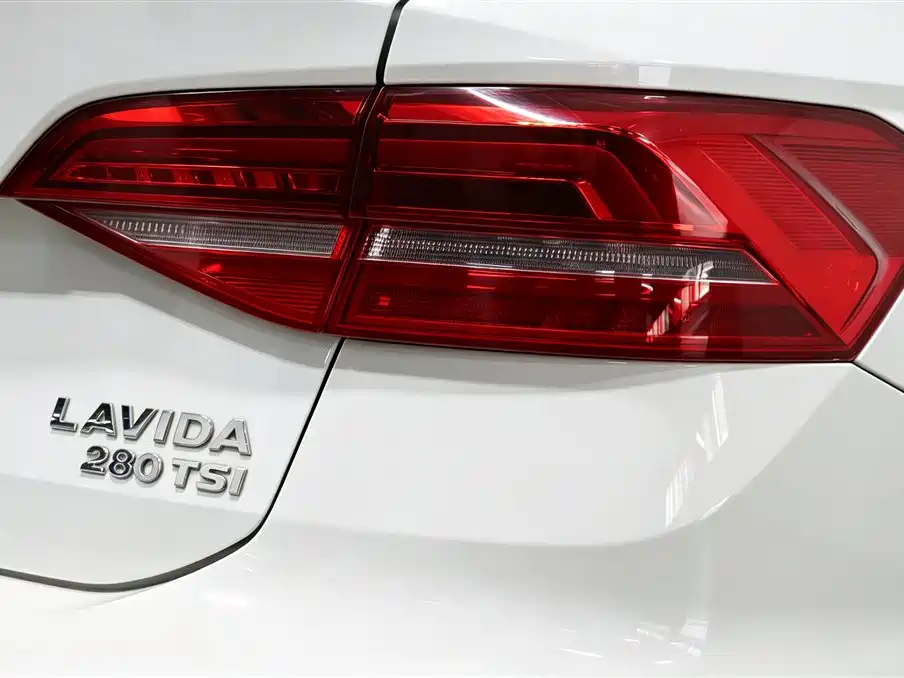 Volkswagen Lavida — миниатюра 16