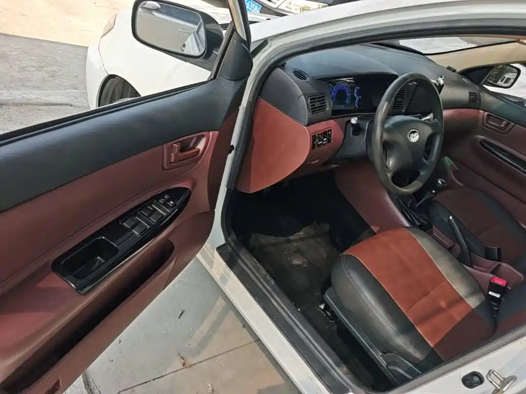 BYD F3 — миниатюра 16