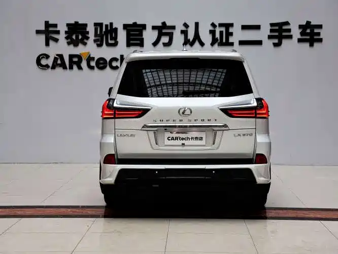 Lexus LX — миниатюра 7
