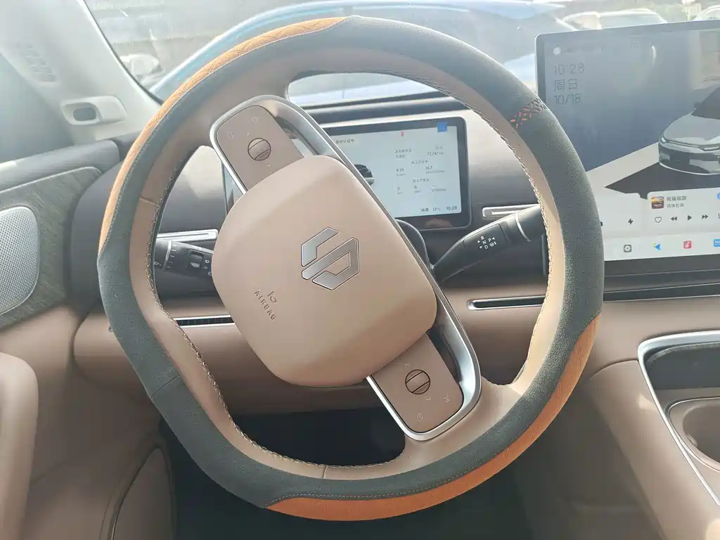 Leapmotor Leapmotor C11 — миниатюра 7