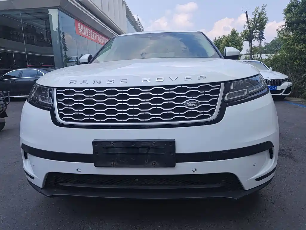 Land Rover Velar — миниатюра 2